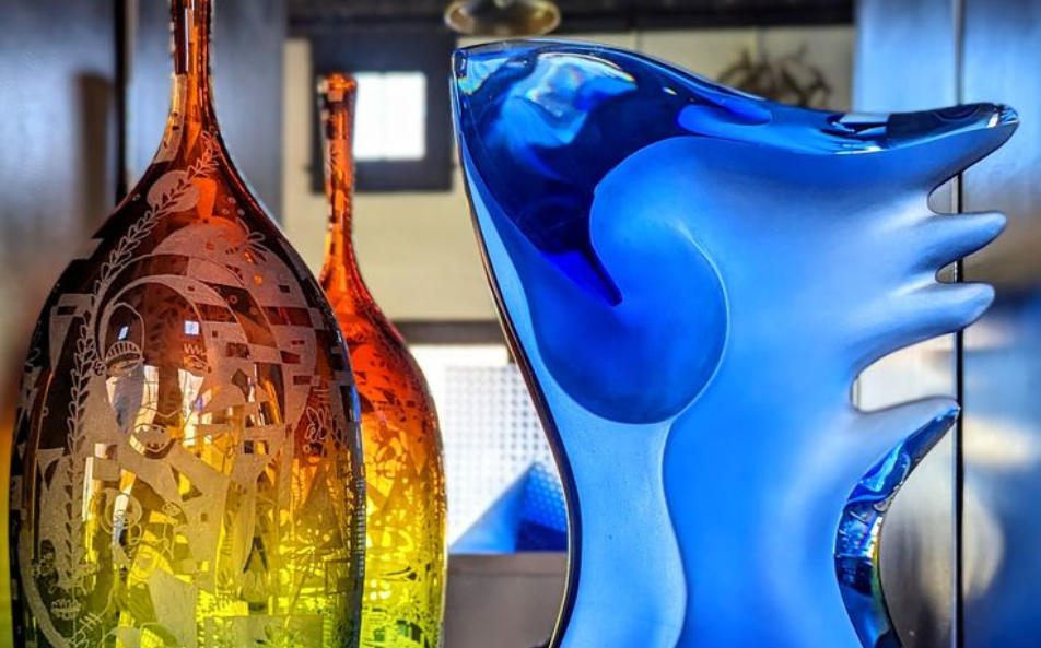 Light & Transparency Play